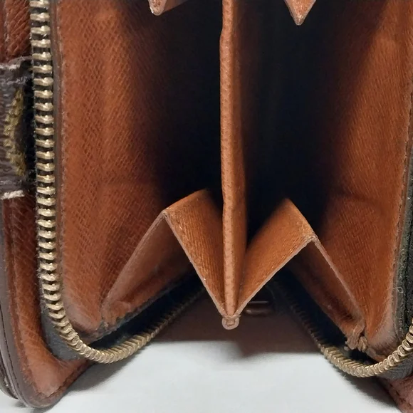 Louis Vuitton Brown Monogram Wallet - Picture 10 of 16